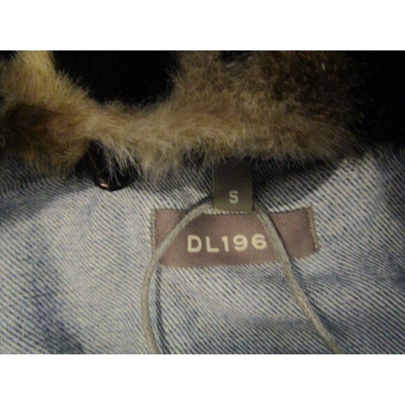 DL 1961 Clyde Classic Trucker Jean Jacket NWT Leopard Fur Collar Retail $249 S - Picture 10 of 11